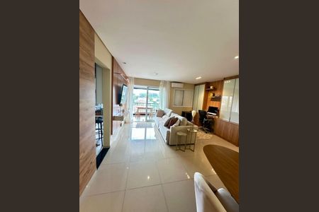 Apartamento à venda com 81m², 2 quartos e 2 vagasSala