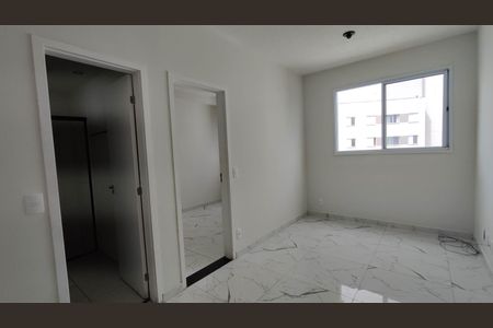 Apartamento para alugar com 42m², 2 quartos e 1 vaga Apartamento para alugar com 42m², 2 quartos e 1 vagaSala