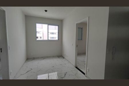Sala de apartamento para alugar com 2 quartos, 42m² em Vila Sao Paulo, Ferraz de Vasconcelos