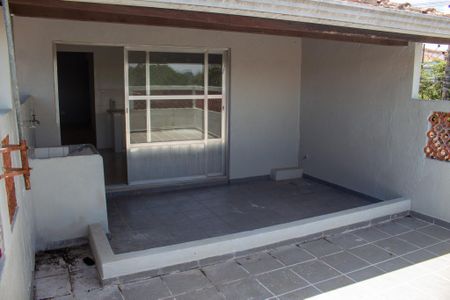 Casa para alugar com 125m², 3 quartos e 1 vagaÁrea de serviço