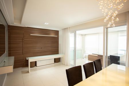 SALA de apartamento à venda com 3 quartos, 91m² em Água Branca, São Paulo