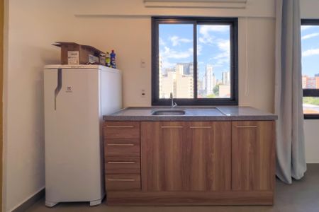 Cozinha de kitnet/studio para alugar com 1 quarto, 24m² em Vila Mariana, São Paulo