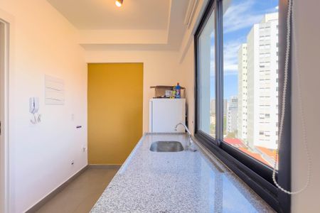 Cozinha de kitnet/studio para alugar com 1 quarto, 24m² em Vila Mariana, São Paulo