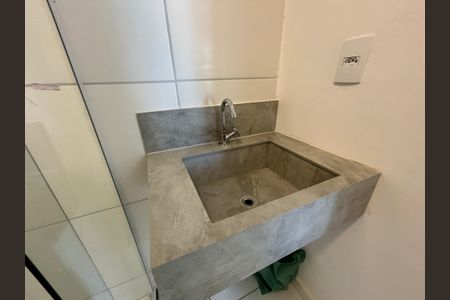 Apartamento para alugar com 41m², 2 quartos e sem vagaBanheiro - torneira
