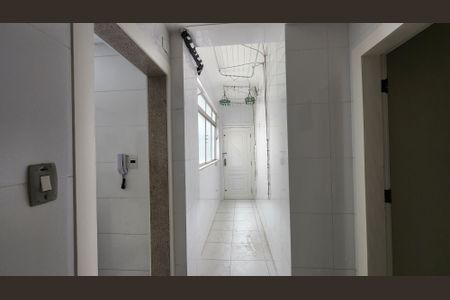 Apartamento para alugar com 130m², 3 quartos e 1 vagaÁrea de Serviço