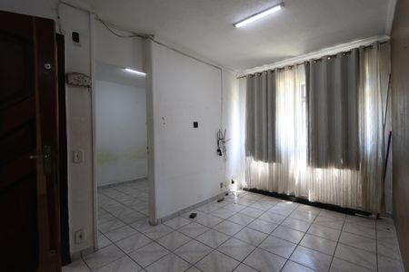 Sala de apartamento para alugar com 2 quartos, 49m² em Jardim Santa Teresinha, São Paulo