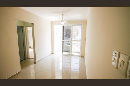 Sala de apartamento para alugar com 2 quartos, 64m² em Boqueirão, Praia Grande
