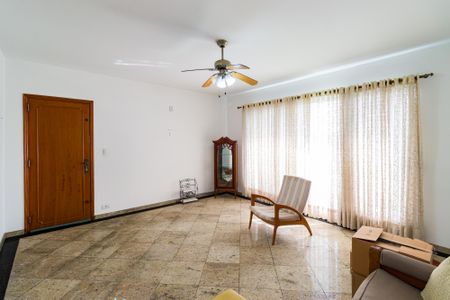 Casa para alugar com 3 quartos, 250m² em Jardim Monte Kemel, São Paulo