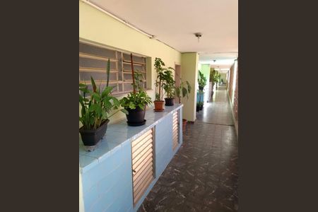 Apartamento à venda com 78m², 2 quartos e sem vagaÁrea comum