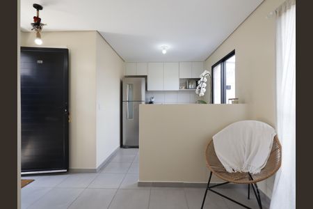 Sala de kitnet/studio para alugar com 1 quarto, 48m² em Vila Ernesto, São Paulo