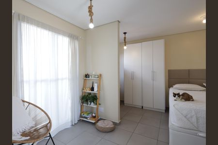 Sala de kitnet/studio para alugar com 1 quarto, 48m² em Vila Ernesto, São Paulo