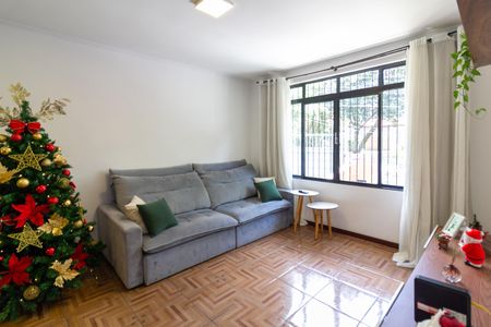 Casa à venda com 175m², 4 quartos e 3 vagas Casa à venda com 175m², 4 quartos e 3 vagasSala de Estar