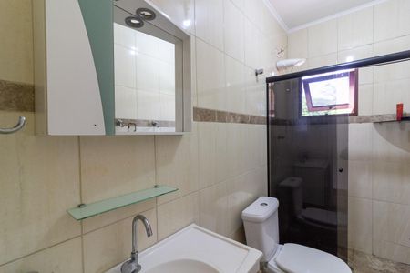 Casa à venda com 175m², 4 quartos e 3 vagas Casa à venda com 175m², 4 quartos e 3 vagasBanheiro Social