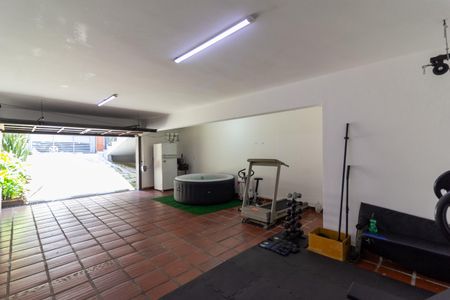 Casa à venda com 175m², 4 quartos e 3 vagas Casa à venda com 175m², 4 quartos e 3 vagasGaragem Coberta