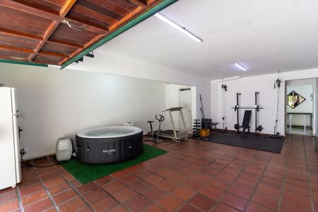 Casa à venda com 175m², 4 quartos e 3 vagas Casa à venda com 175m², 4 quartos e 3 vagasGaragem Coberta