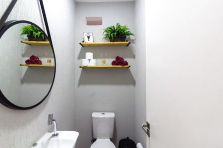 Casa à venda com 175m², 4 quartos e 3 vagas Casa à venda com 175m², 4 quartos e 3 vagasLavabo