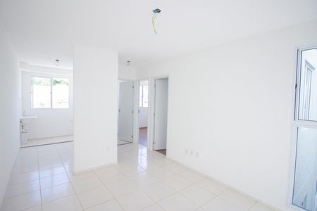 Sala de apartamento para alugar com 2 quartos, 42m² em Caiapos, Contagem