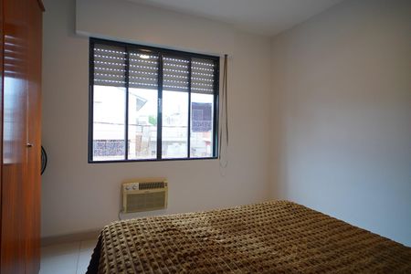 Quarto  de apartamento à venda com 1 quarto, 73m² em Jardim Itu, Porto Alegre