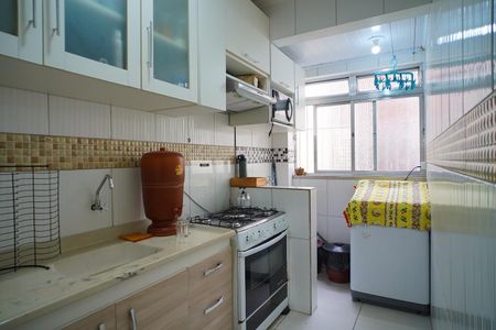 Cozinha  de apartamento à venda com 1 quarto, 73m² em Jardim Itu, Porto Alegre
