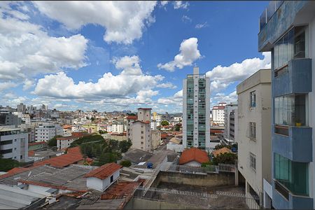 Apartamento para alugar com 90m², 3 quartos e 2 vagasVista