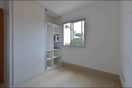 Apartamento para alugar com 90m², 3 quartos e 2 vagasQuarto 2