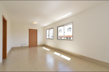 Sala Ambientes de apartamento para alugar com 3 quartos, 90m² em Sagrada Família, Belo Horizonte