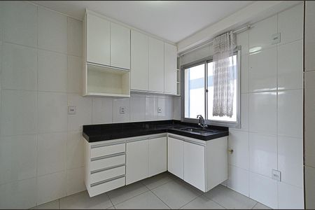 Apartamento para alugar com 90m², 3 quartos e 2 vagasCozinha
