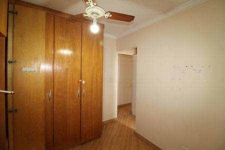 Apartamento à venda com 70m², 3 quartos e 1 vagaQuarto 2