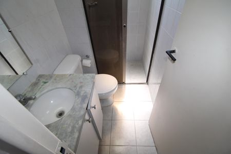 Apartamento à venda com 70m², 3 quartos e 1 vagaBanheiro 2