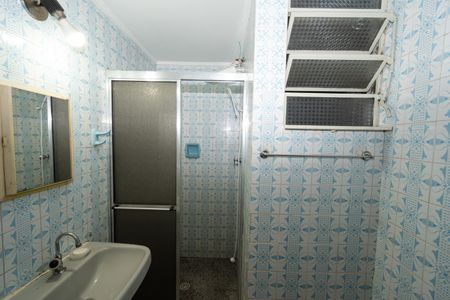 Banheiro de apartamento à venda com 2 quartos, 78m² em São Sebastião, Porto Alegre