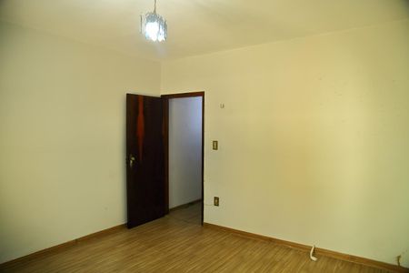 Casa para alugar com 220m², 3 quartos e 3 vagasQuarto 2 