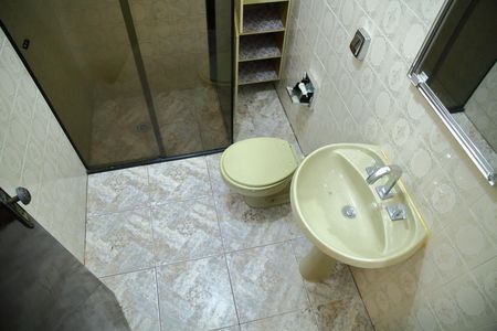 Casa para alugar com 220m², 3 quartos e 3 vagasBanheiro Social 