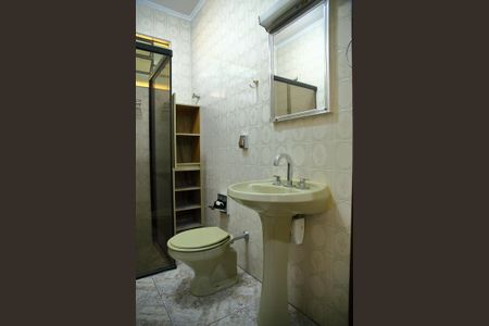 Casa para alugar com 220m², 3 quartos e 3 vagasBanheiro Social 