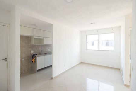 Sala de apartamento para alugar com 2 quartos, 44m² em Campo Grande, Rio de Janeiro