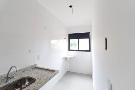 Apartamento à venda com 40m², 2 quartos e sem vaga Apartamento à venda com 40m², 2 quartos e sem vagaCozinha e Área de Serviço