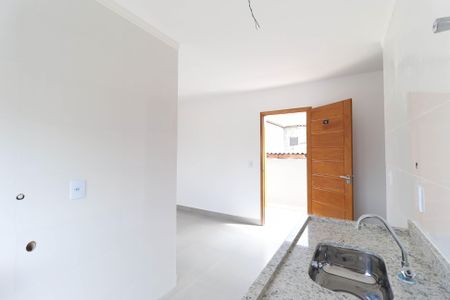 Apartamento à venda com 40m², 2 quartos e 1 vaga Apartamento à venda com 40m², 2 quartos e 1 vagaCozinha e Área de Serviço