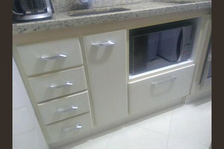 Apartamento à venda com 2 quartos, 49m² em Vila Santana, Campinas