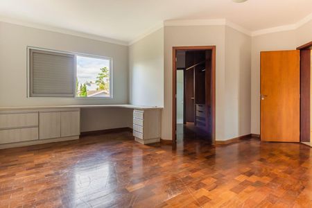 Casa à venda com 7 quartos, 591m² em Loteamento Arboreto dos Jequitibas (Sousas), Campinas