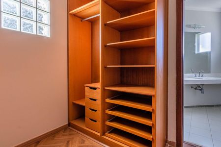 Casa à venda com 7 quartos, 591m² em Loteamento Arboreto dos Jequitibas (Sousas), Campinas