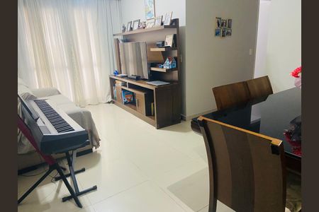 Apartamento para alugar com 67m², 2 quartos e 2 vagas