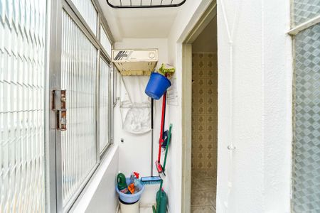 Apartamento para alugar com 68m², 2 quartos e 1 vagaÁrea de Serviço