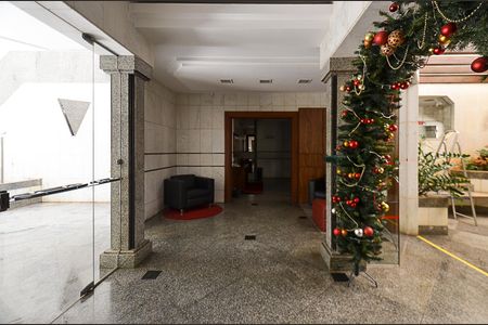 Apartamento para alugar com 148m², 3 quartos e 1 vaga Apartamento para alugar com 148m², 3 quartos e 1 vagaHall de entrada