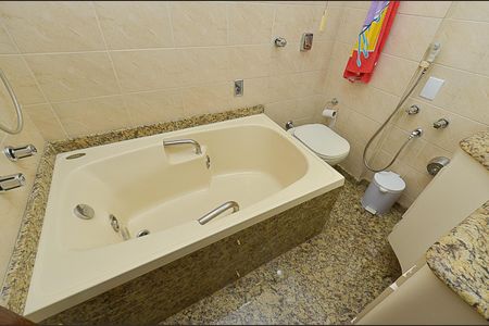 Apartamento para alugar com 148m², 3 quartos e 1 vaga Apartamento para alugar com 148m², 3 quartos e 1 vagaBanheiro Suíte