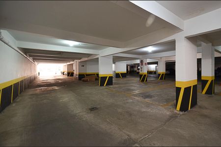 Apartamento para alugar com 148m², 3 quartos e 1 vaga Apartamento para alugar com 148m², 3 quartos e 1 vagaGaragem