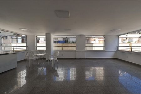 Apartamento para alugar com 148m², 3 quartos e 1 vaga Apartamento para alugar com 148m², 3 quartos e 1 vagaÁrea comum - Salão de festas