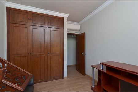 Apartamento para alugar com 148m², 3 quartos e 1 vaga Apartamento para alugar com 148m², 3 quartos e 1 vagaQuarto 1