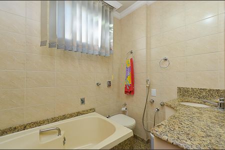 Apartamento para alugar com 148m², 3 quartos e 1 vaga Apartamento para alugar com 148m², 3 quartos e 1 vagaBanheiro Suíte