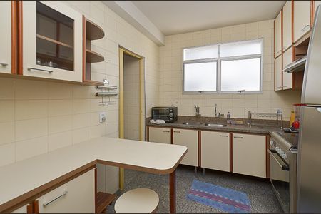 Apartamento para alugar com 148m², 3 quartos e 1 vaga Apartamento para alugar com 148m², 3 quartos e 1 vagaCozinha