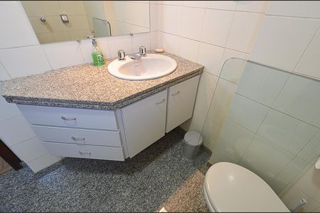 Apartamento para alugar com 148m², 3 quartos e 1 vaga Apartamento para alugar com 148m², 3 quartos e 1 vagaBanheiro Social
