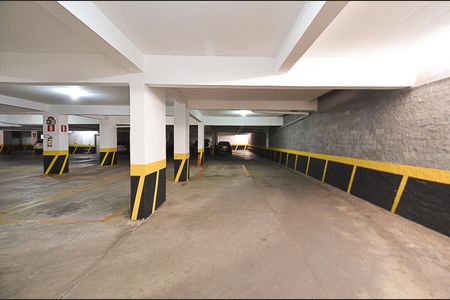 Apartamento para alugar com 148m², 3 quartos e 1 vaga Apartamento para alugar com 148m², 3 quartos e 1 vagaGaragem